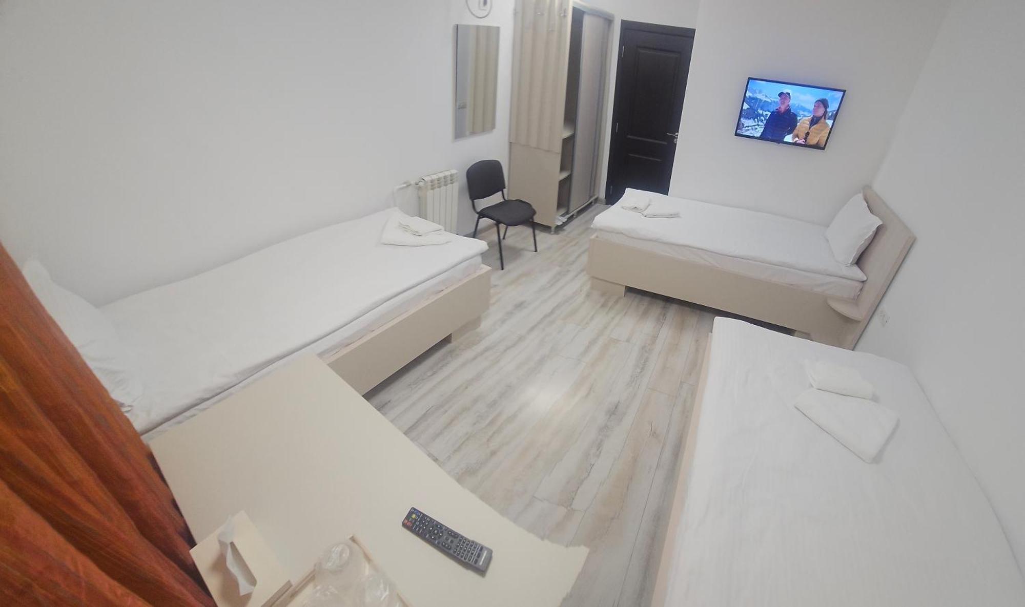 Hotel Marina 2 Бухарест Экстерьер фото